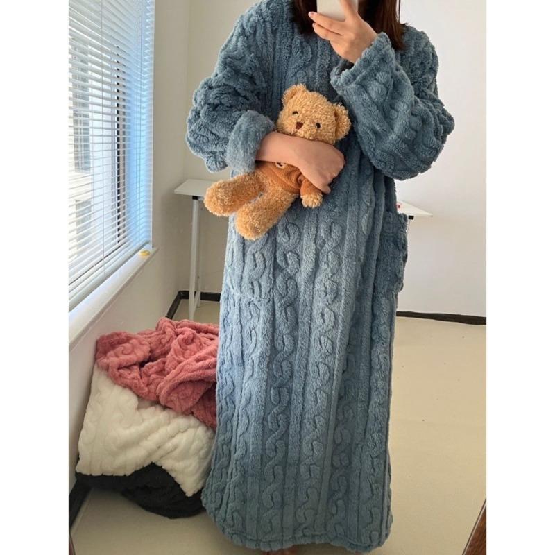 Acogedor Camisón de Manga Larga de Forro Polar Coral Ropa de Dormir Cálida de Invierno para Mujer