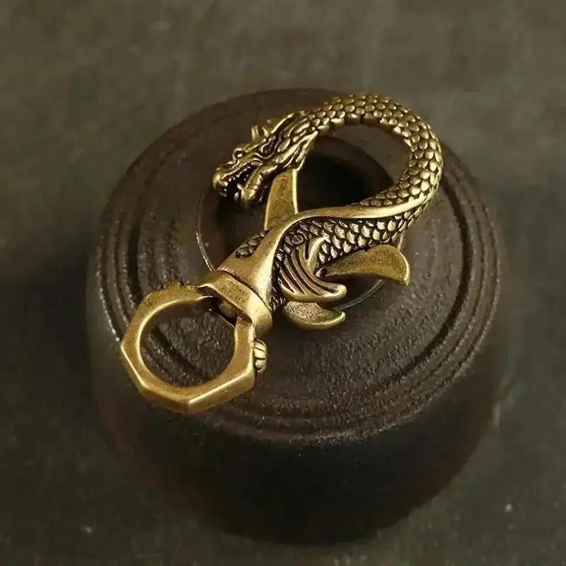 

Латунный брелок для ключей в виде крана, винтажный, микрорезьба, открывалка для бутылок в виде крана, декоративное украшение в виде дракона для дома и офиса, металлический брелок для ключей A