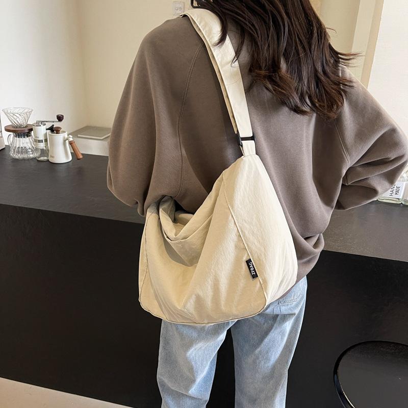 

Повседневная вместительная сумка-мессенджер женская сумка универсальная простая сумка для занятий для студентки колледжа сумка через плечо сумка-тоут бежевый