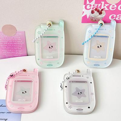 1 Zoll Kpop Fotokartenhalter Kreatives Design Süßer Cartoon Schülerausweisschutz mit Anhänger Schulranzen-Kartenanhänger