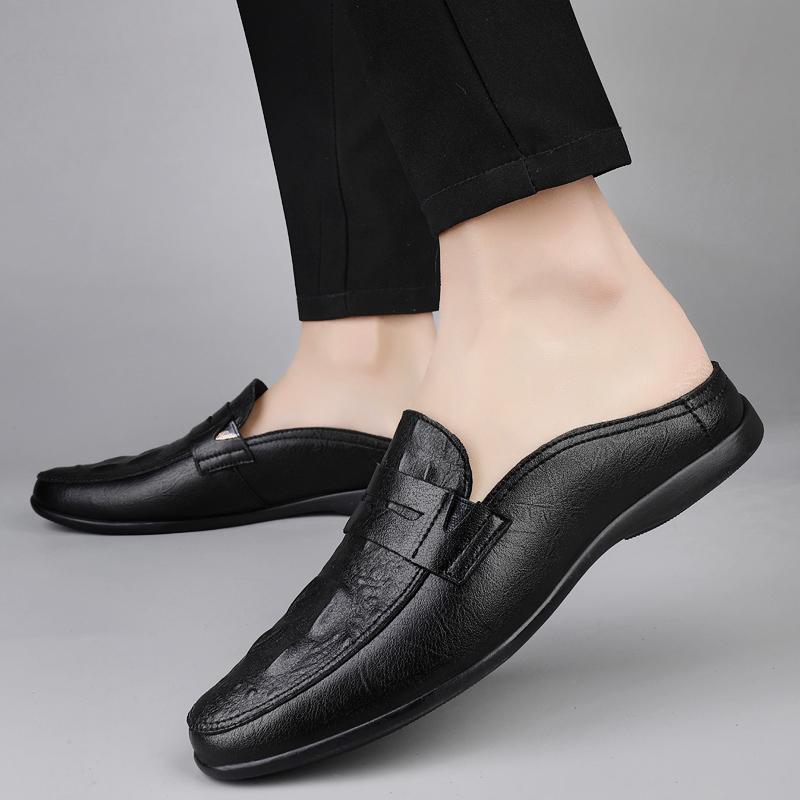 Summer Men's  Leather Loafers Walking Flats Breathable Outdoor  On Casual Shoes Male Shoes Comfortable and Stylish Slippers