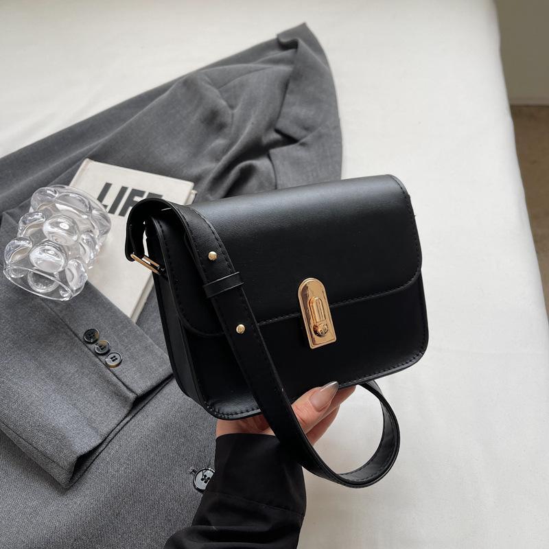 2025 autumn new Korean version personalized simple shoulder small square bag trendy fashion niche design retro messenger bag