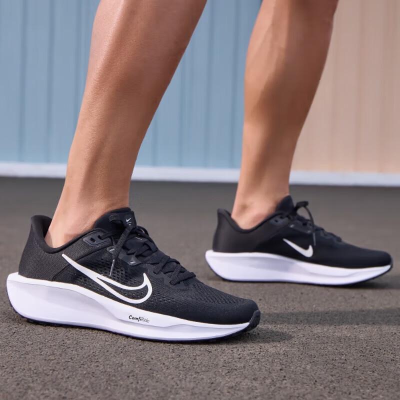 Nike Men's Quest 6 Running Shoes