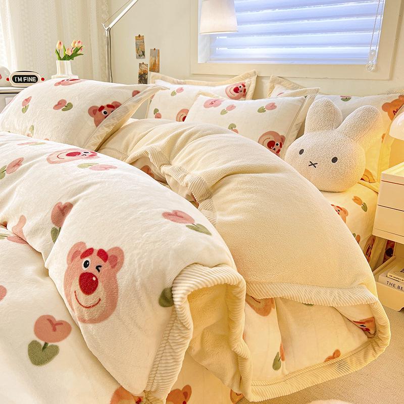 

Комплект постельного белья из кораллового флиса, вдохновленный кашемиром: Теплый, Вышитый и Утолщенный - Доступно три или четыре предмета 1.2m Flat 3pc - For 150x200cm