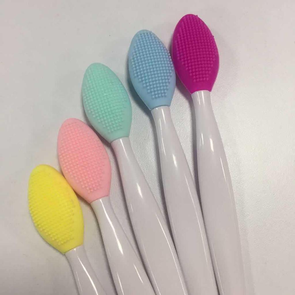 Silicone Soft Rubber Facial Cleansing Brush for Pores and Blackheads