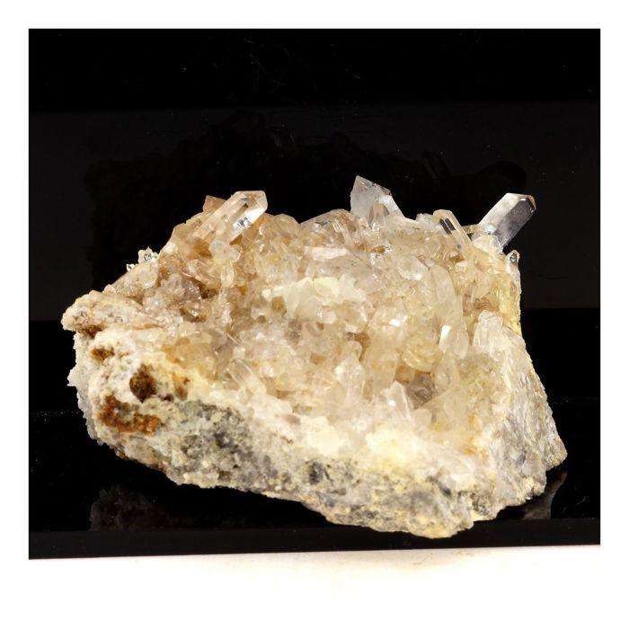 Pierres et Minéraux. Quartz. 803.5 ct. Sarennes, L'Alpe d'Huez, Oisans, France.