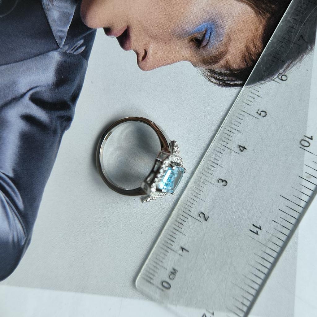 Silver Ring with Natural Topaz 3.232ct, Item Weight 3.82 G (2188315)