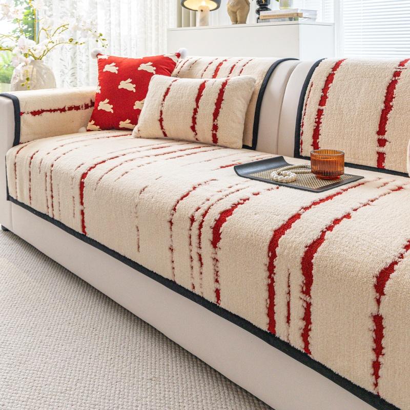 

Cream Style Plush Sofa Cover Non-Slip Thick Sofa Towel Slipcover Pet Friendly Dust-proof Couch Protector Case for Living Room 70x70cm 1pc A
