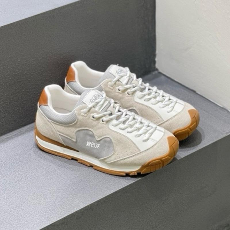 Women's German Training Shoes - 2025 Style: Breathable, Thick Sole, Little Flower Loafers, Versatile Casual Sports Shoes, Inspired by Forrest Gump.