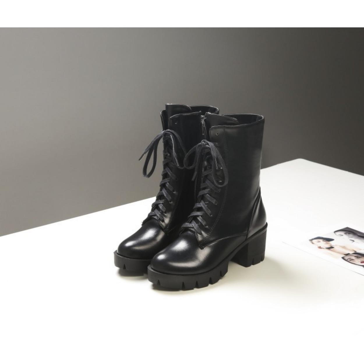 

Осень и Зима Средний Каблук Толстый Каблук Квадратный Каблук Ботинки Шнуровка Спереди Женские Ботинки 40-46 45 чёрный