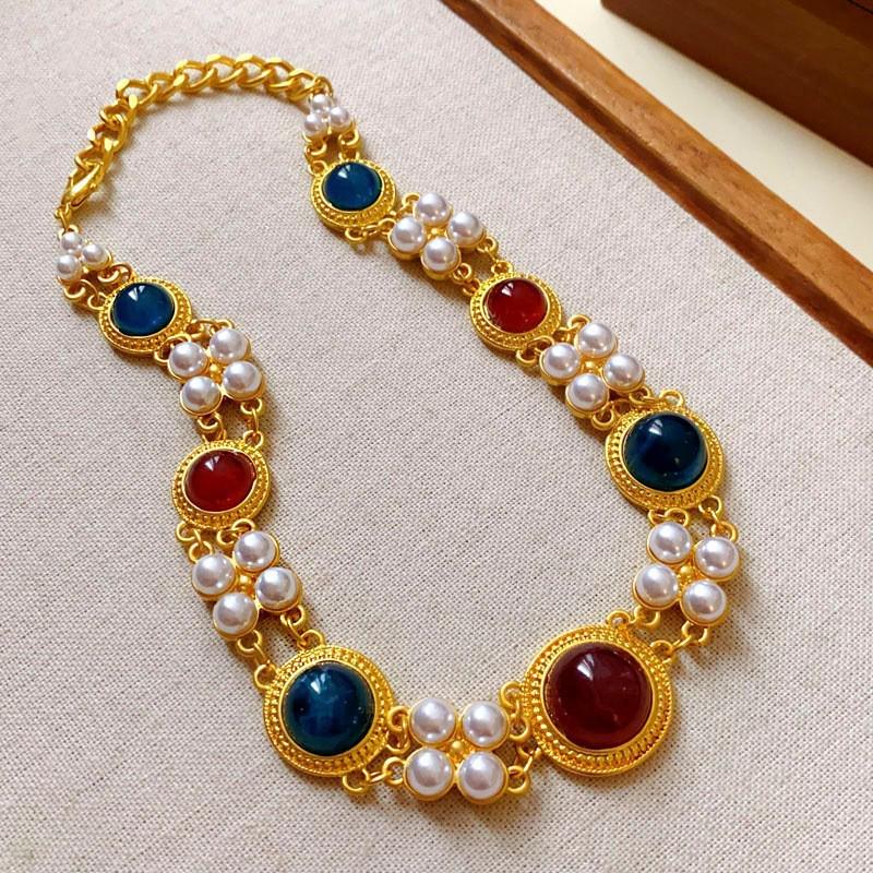 French Oval Lace Pearl Necklace - Retro Court Style Fashion Clavicle Chain