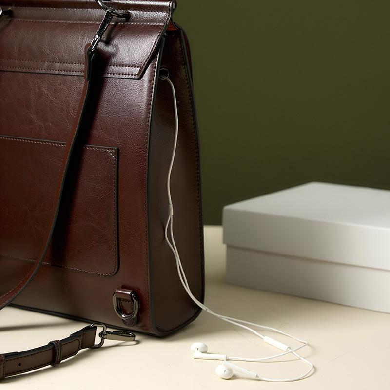 Modische Leder-Rucksacktasche - Elegante Braun/Schwarze Reisetasche
