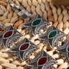 Mit Diamanten Besetzte Retro-Armbänder Im Ethnischen Stil Für Damen, Vielseitiger Böhmischer Schmuck Aus Legierung, Übertriebener Reise- Und Urlaubsaccessoires