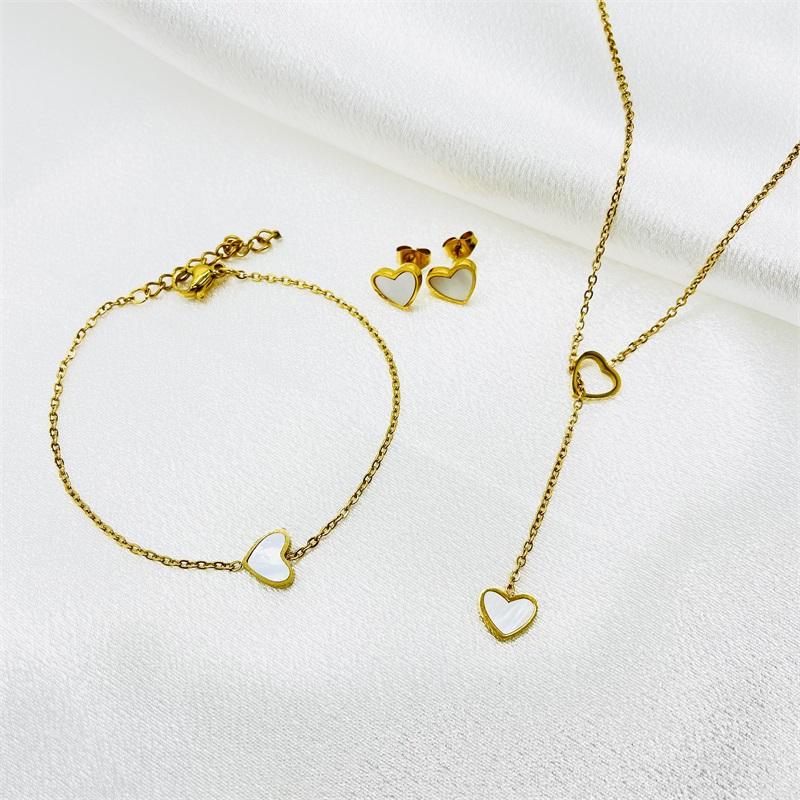 Hc Stainless Steel Hot Selling Fashion Good Price Jewelry Style  Round Luxury Necklace Three Piece Set for Everyday Wear