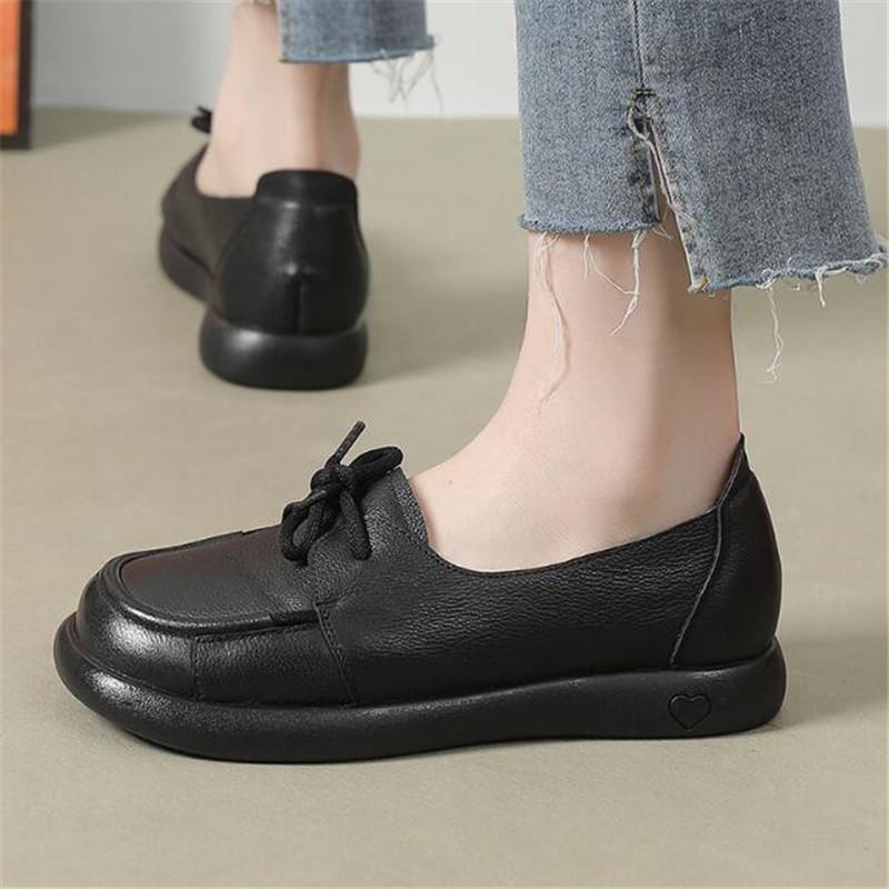 Cowhide Four Seasons Super Soft Sole Shallow Mouth Women's Shoes Anti slip Casual Sneakers Women Flat Single Shoes Mom's Shoes