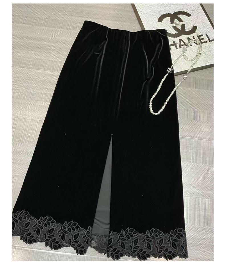 Rongtai Women's Textured Velour Embroidered Lace Hem Bodycon A-line Skirt 2026.