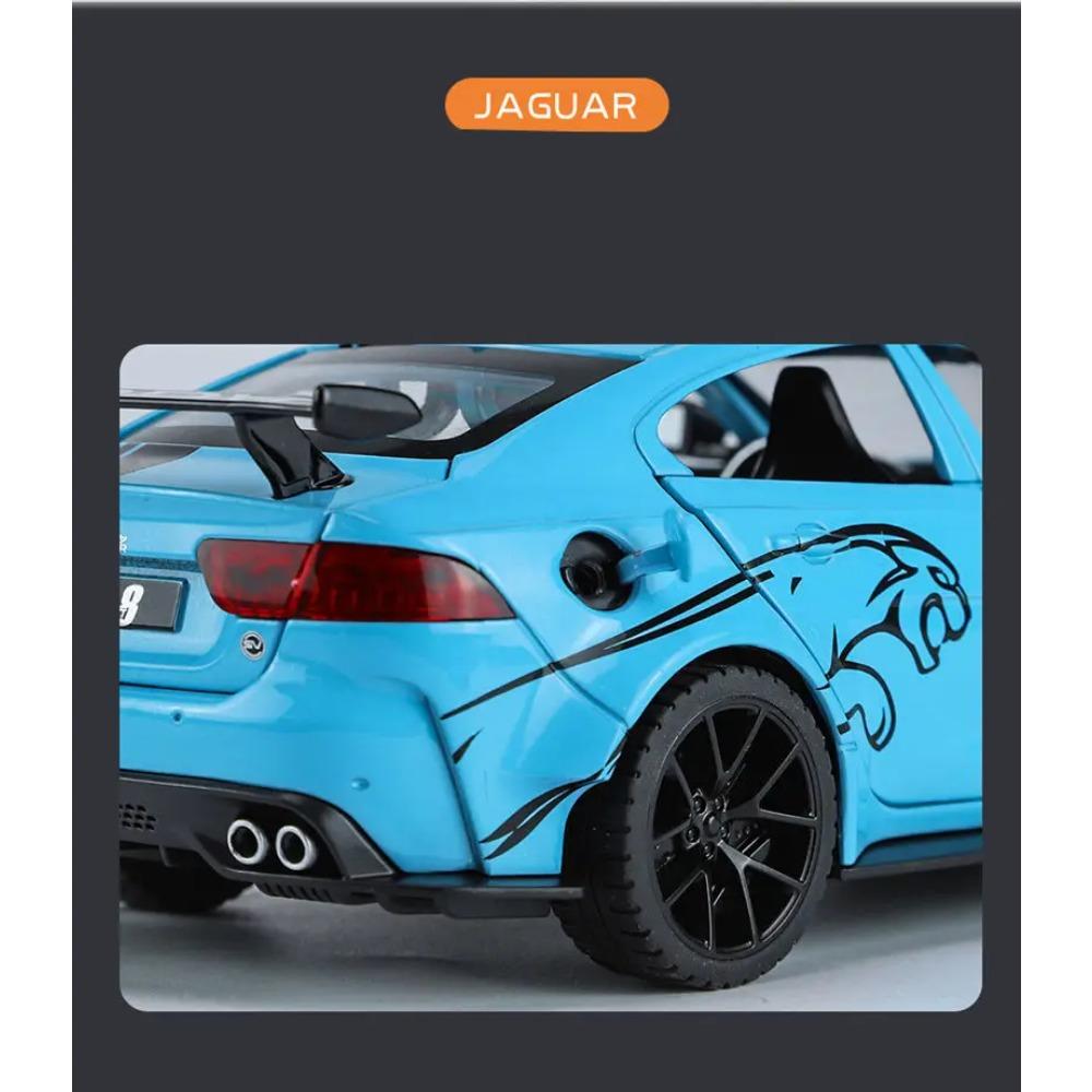 1/24 Jaguar XE SV Project8 Alloy Sports Car Model Diecast Metal Racing Car Model Simulation Sound Light Collection Kids Toy Gift