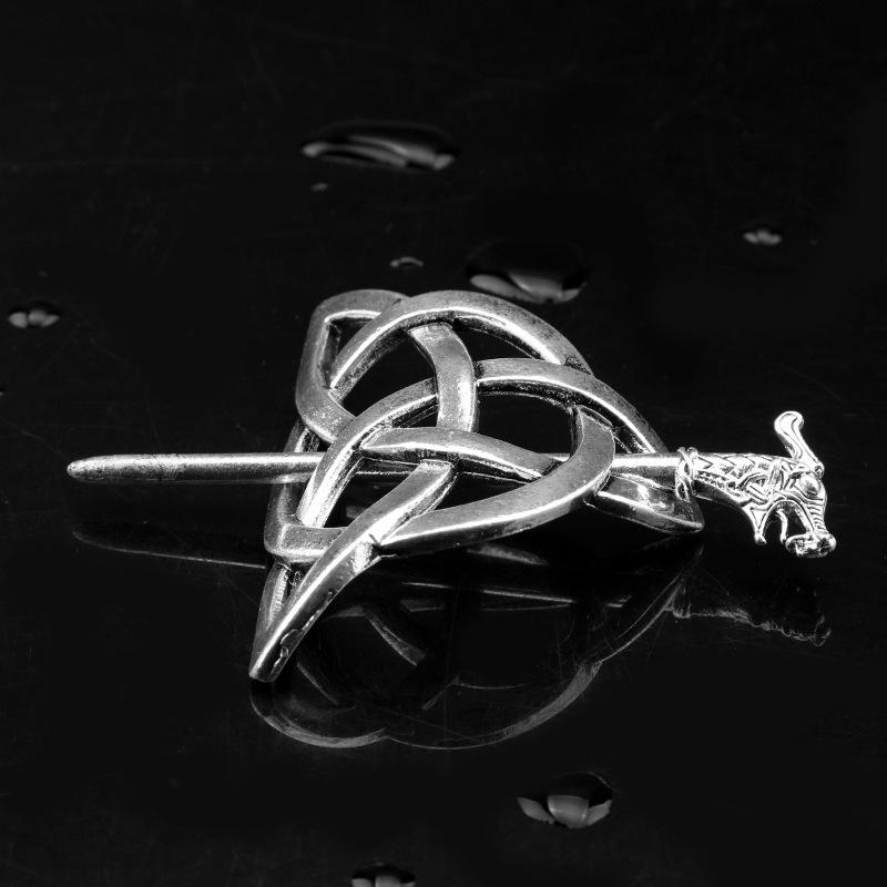 European & American Retro Celtic Knot Hairpin - Metal Crown Updo Clip