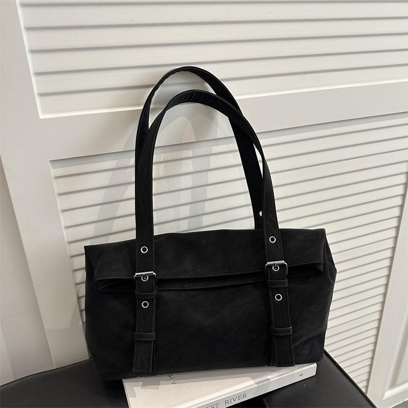 

Simple Solid Color Suede Shoulder Bags for Women Large Capacity Versatile Ladies Underarm Bag Vintage Belt Female Handbags Tote чёрный