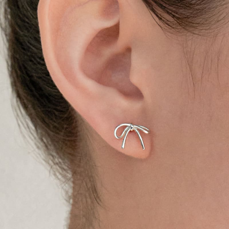 

OVLA (SILVER 925) melting ribbon earring_2color JE059 gold