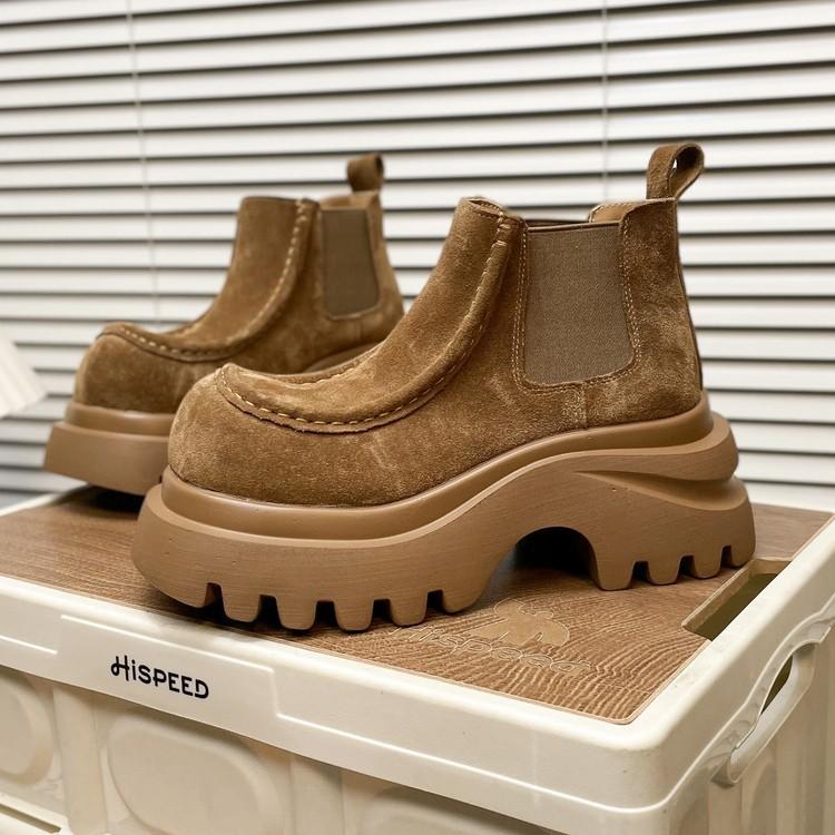 Retro Schnürsenkel Quasten Big Head Casual Board Schuhe Damen Herbstmode Koreanische Version Vielseitiges Temperament Plateau Slipper Kurze Stiefel