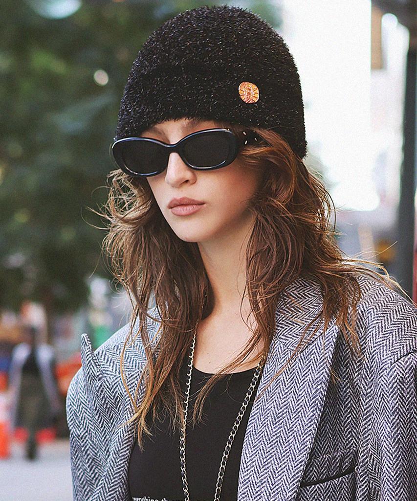 HOLYNUMBER7 Pearl Beanie _ Black