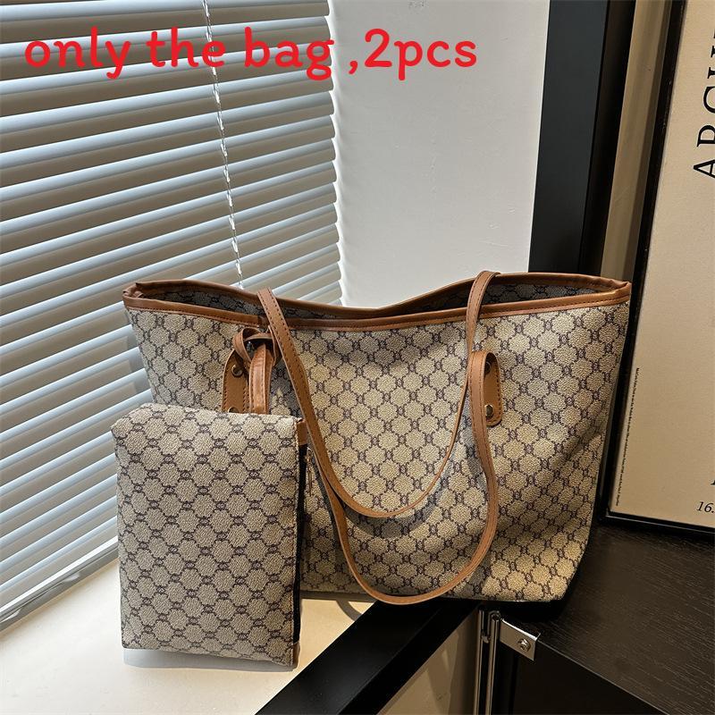 Trendige übergroße Tragetasche mit Reißverschluss für den lässigen Tagesausflug und den urbanen Look