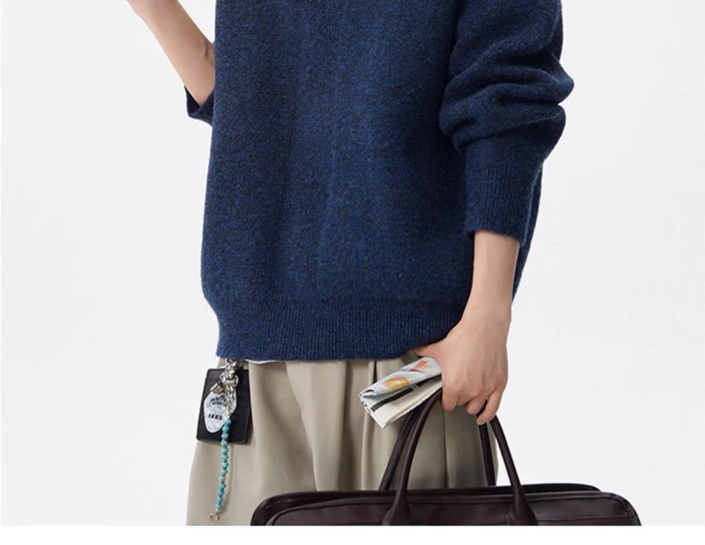 Men's Retro Knit Polo: Stylish Lapel Two-Piece Sweater in Casual, Luxurious Style.
