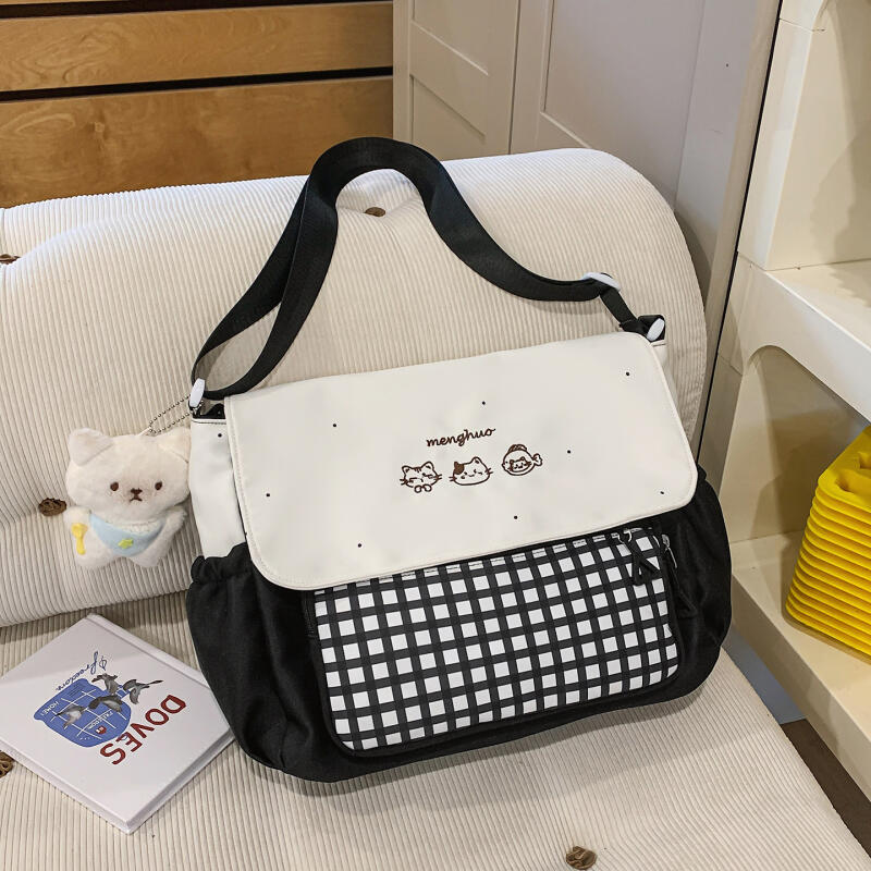 Kitten Plaid Shoulder Bag Junior High School Student Lightweight Travel Crossbody Bag