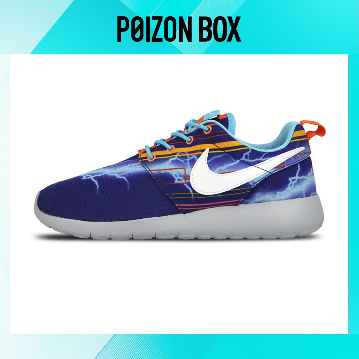 

кроссовки Female Nike Roshe One Running shoes 677782-401