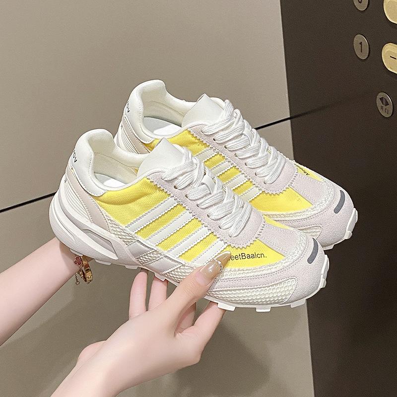 2025 summer flat shoes new Korean version ins female students non-slip Forrest Gump board shoes casual shoes