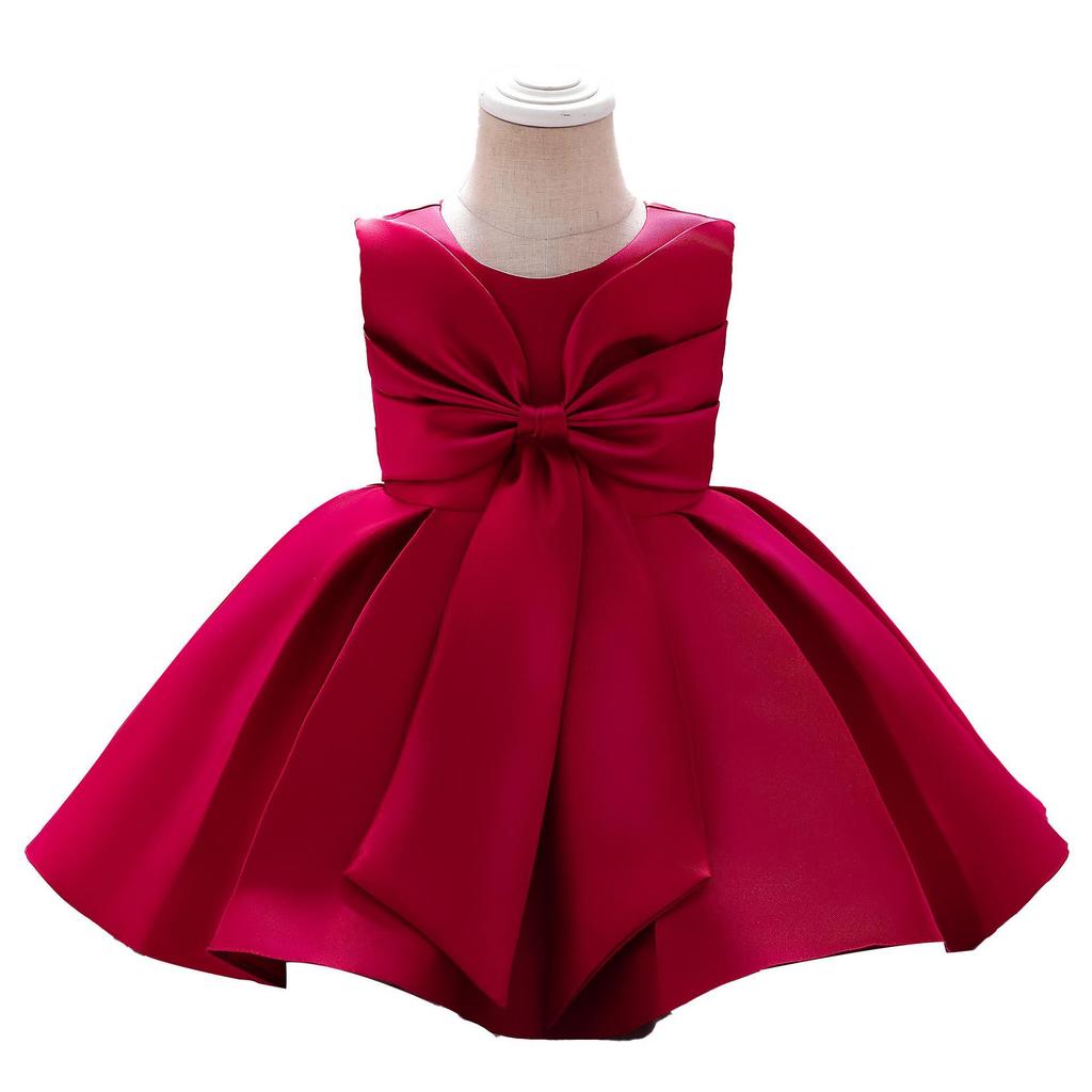 Vestito in Raso da Principessa con Fiocco per il Primo Compleanno di una Neonata