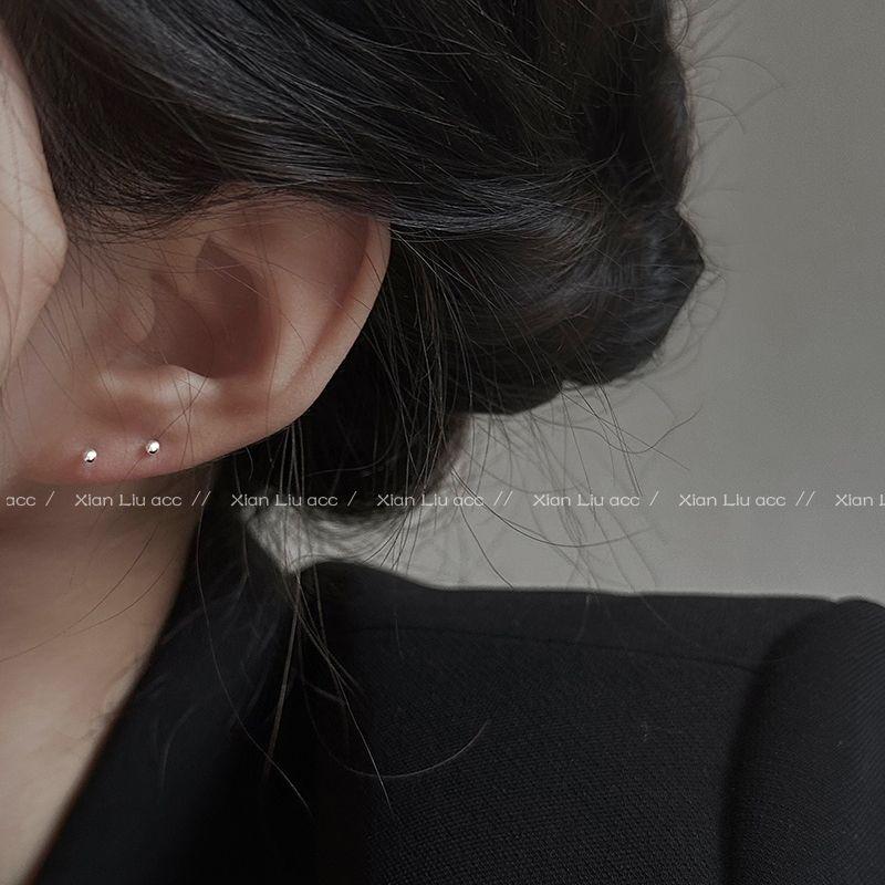 

Women s Sterling Silver Simple Anti-Allergy S925 Sleep Stud Earrings 2mm pair-s999 sterling silver
