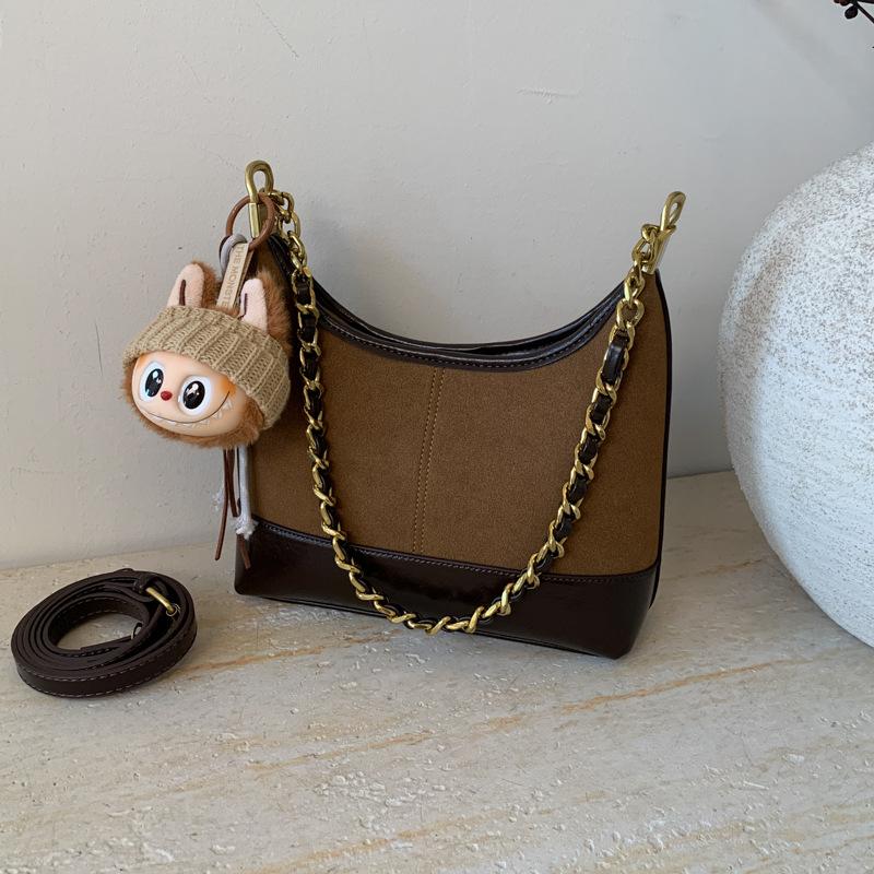 

Korean niche underarm bag women s bag 2025 autumn new textured commuter dumpling bag large-capacity chain shoulder bag No pendant