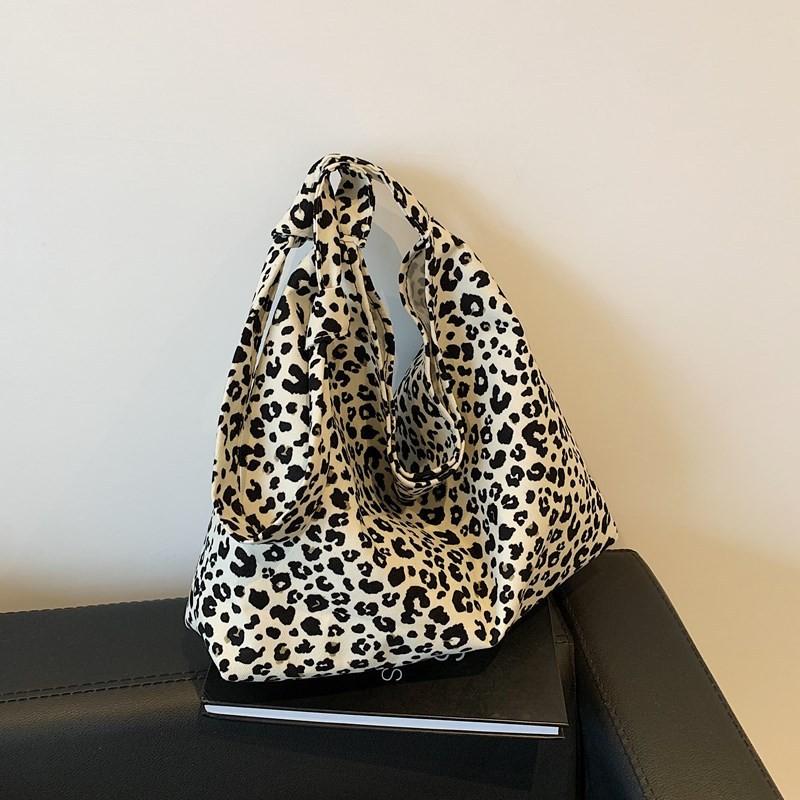 Stylish Large Capacity Korean Fashion Shoulder Bag For Women Autumn Trendy Tote