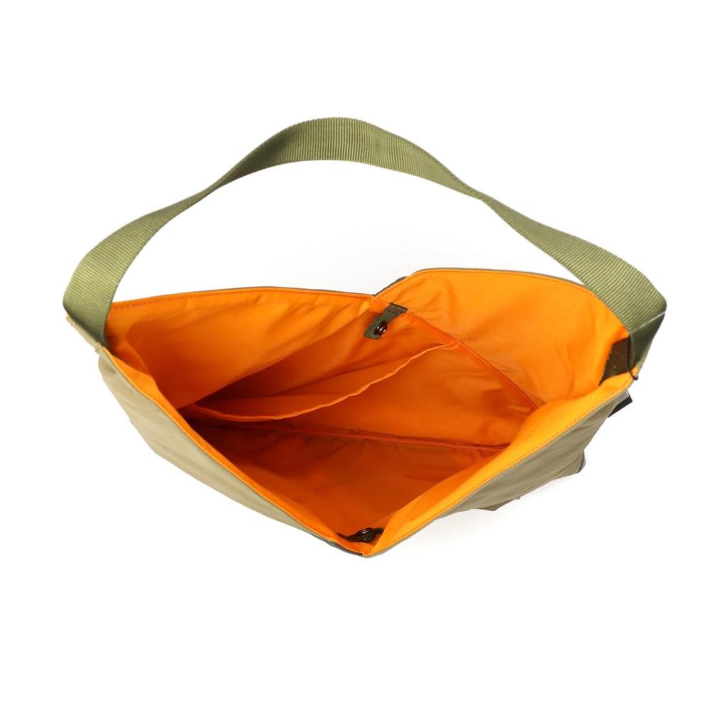 [Briefing] TILT TRIANGLE TOTE L