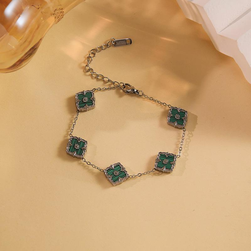 Buccellati Four-Leaf Clover Diamond-Shaped Double-Sided Mother-of-Pearl Stainless Steel Luxury Bracelet