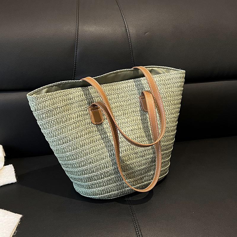 Summer New Internet Celebrity Explosive Fashion Trend Straw Woven Bag for Women, Large Capacity Versatile Single Shoulder Handbag