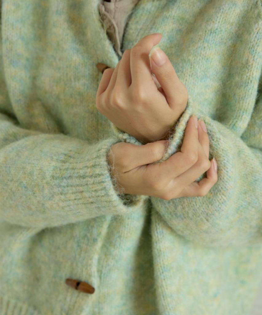WIOE Toggle Button Knit Cardigan_Mint