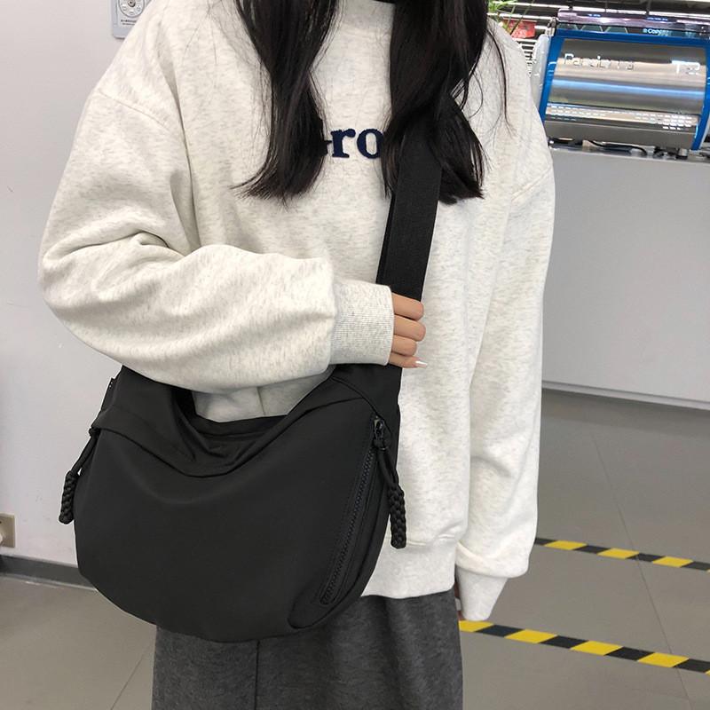 Fashion Commuter Large Capacity Shoulder Bag Women 2023 New Autumn Winter Casual Versatile Tote Bag Korean Style Armpit Bag