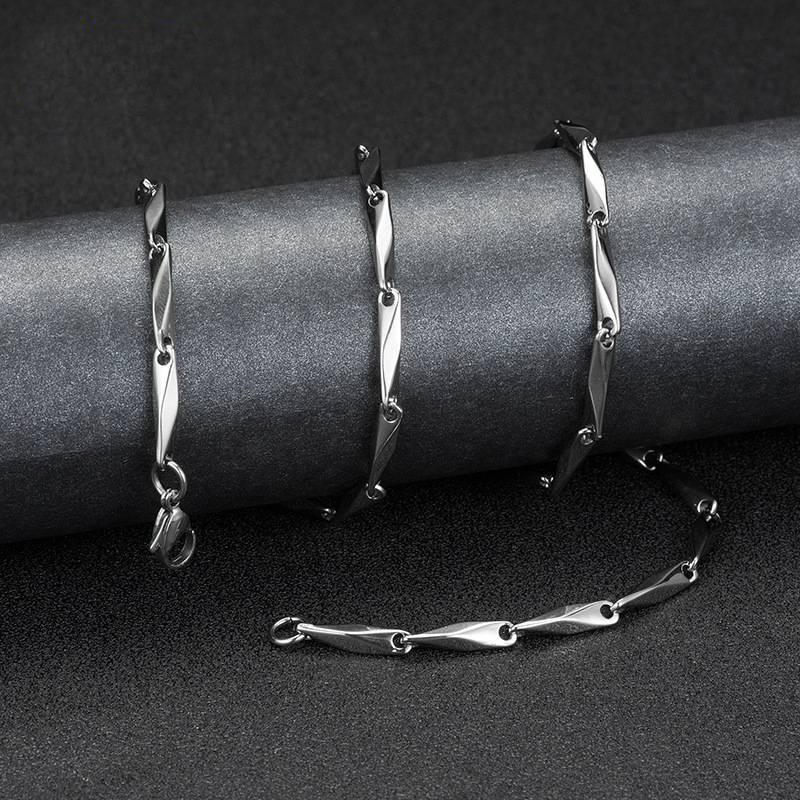 Titanium Steel Unisex Snake Bone Chain Necklace - Trendy Stainless Steel Clavicle Chain for Couples