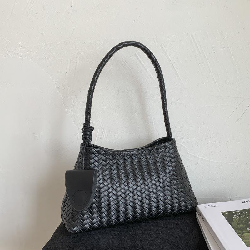 

Сегодняшние популярные сумки, новые осенне-зимние текстурные нишевые сумки через плечо, универсальные сумки-ведра мессенджеры чёрный