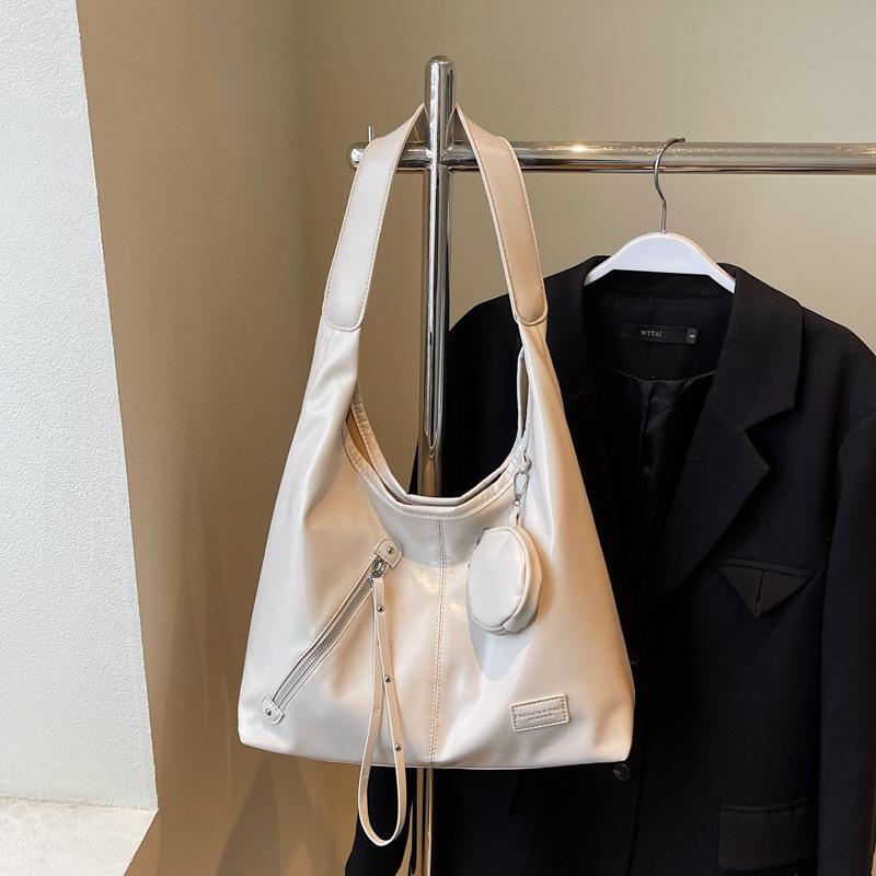 Large-capacity bag women's summer new niche casual versatile shoulder underarm bag commuter tote bag