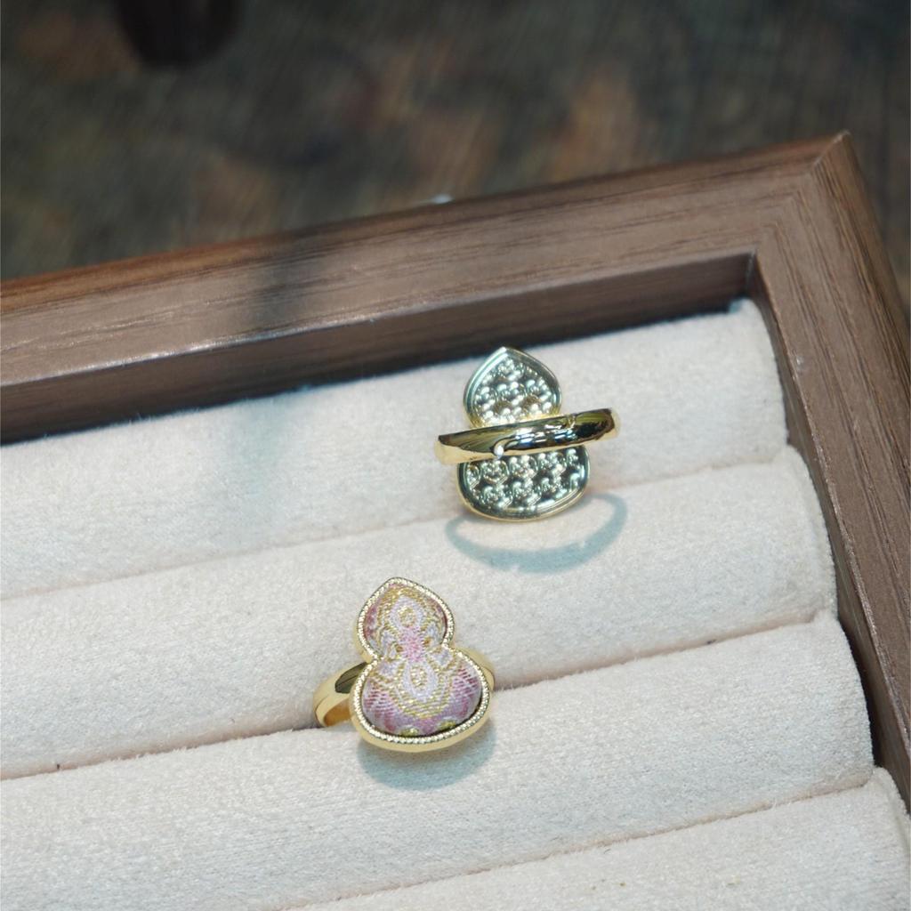 Zinc Alloy Fabric Ring: Jiukai Song Brocade Ding Sheng Pattern, Handmade