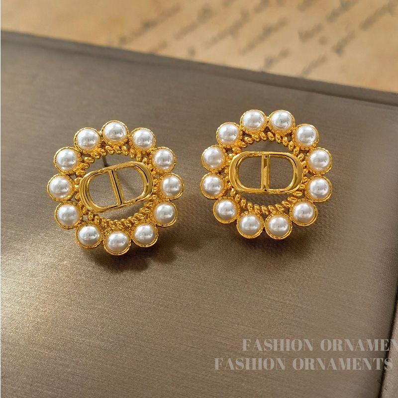 Welfare Fancy Accessible Luxury Spring/Summer New Arrival Earrings Necklace Fashion Elegant Vintage Earrings Trendy Niche Accessories