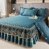 3pcs Bedroom Set High-End Crystal Velvet Bed Skirt Three-Piece Set with Thick Lace Trim, Korean Princess Style Warm and Non-Slip Mattress Cover