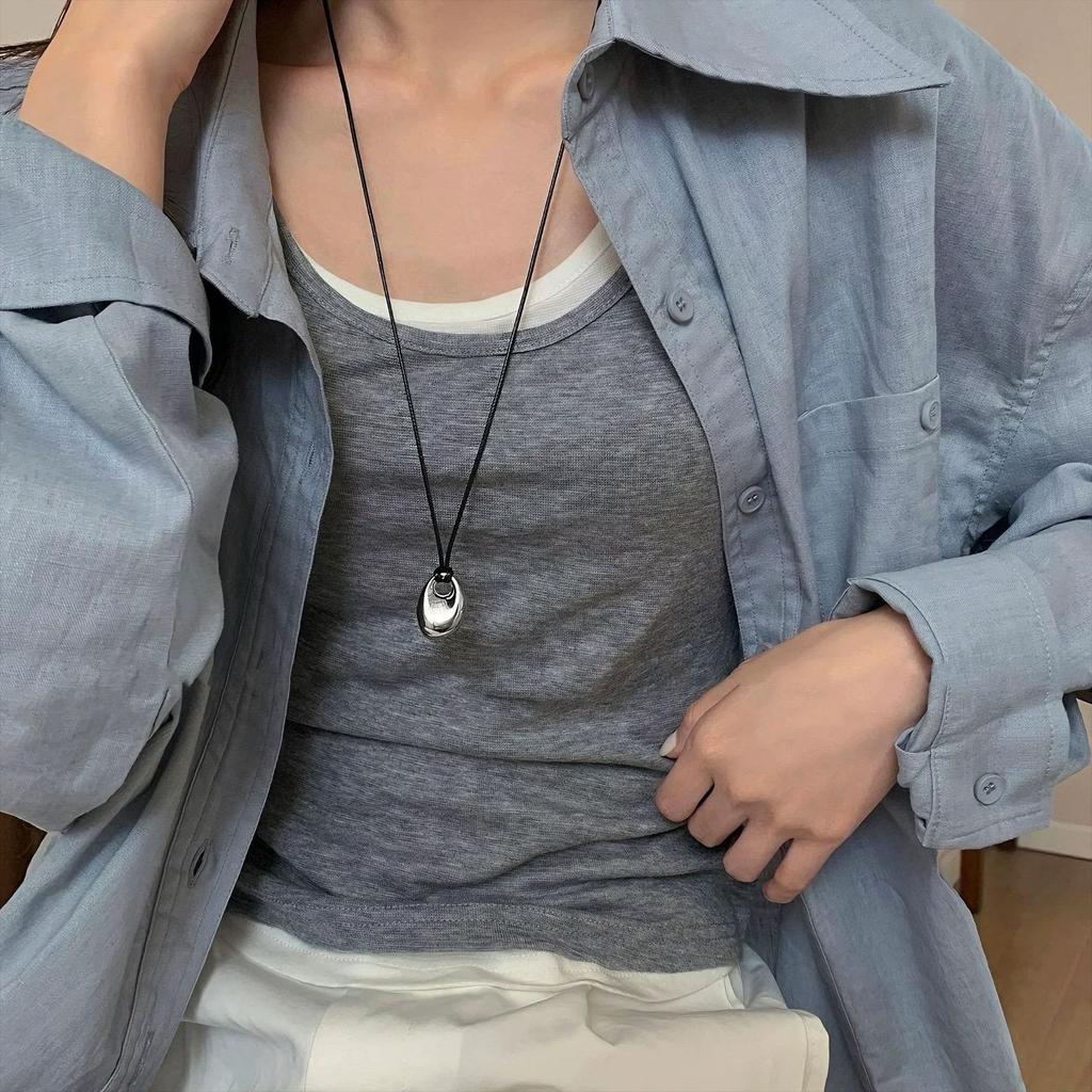 European and American Alloy New Sweater Chain Naza Gold Bean Black Leather Rope Necklace Simple and Versatile Accessories