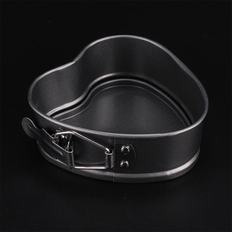1PC Heart-shaped Cake Baking Pan Household Carbon Steel Live Bottom Buckle Bottom Non-stick Baking Tool Cake Mold