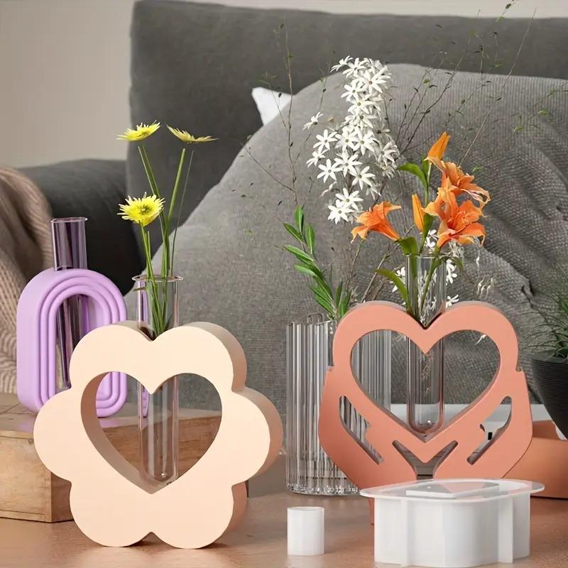 2026 Latest Models Love Hydroponic Vase Silicone Mold Test Tube Hand Holding Flower Pot for Home Decor Florist Plaster Molds