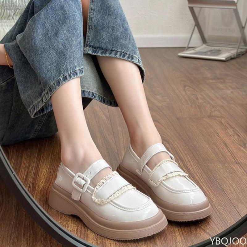 Fashion Fashionable Thick soled Single Shoes for Women in Spring Autumn Versatile Student Retro Anti slip Unique Single Shoes
